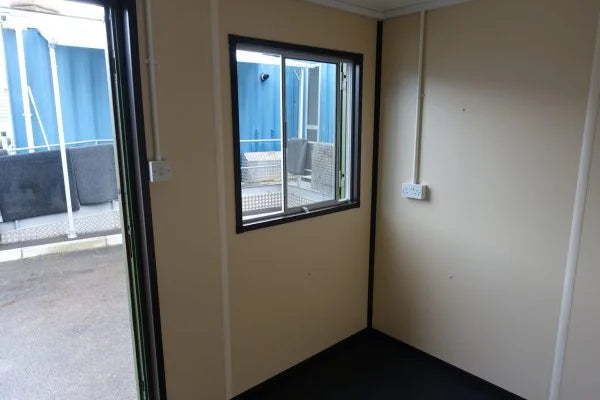 10-Fuß-Bürocontainer 8785
