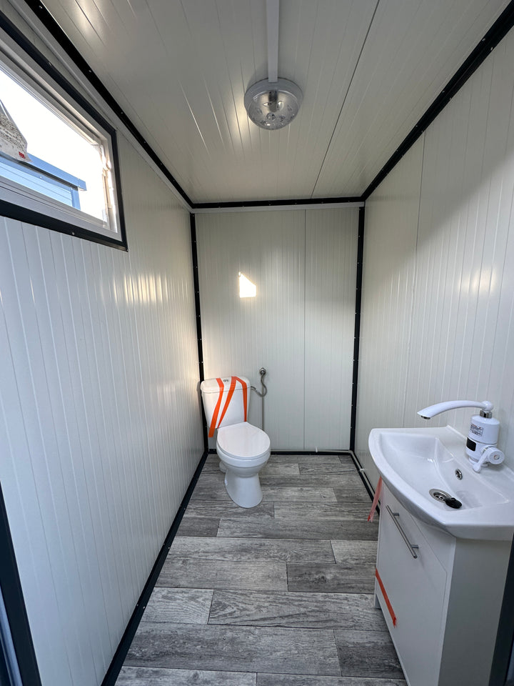 DOPPELTER HYGIENEBEHÄLTER 3,00 x 2,00 M