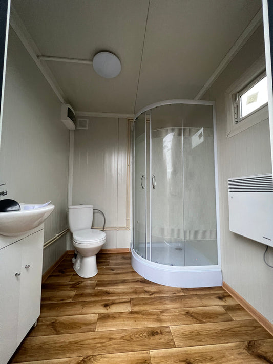 Sanitärbehälter 2,00 x 2,00 Toilette, Waschbecken mit Dusche